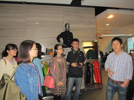 2014-4-25-参观赵军&钱宏丽校友企业 (3)
