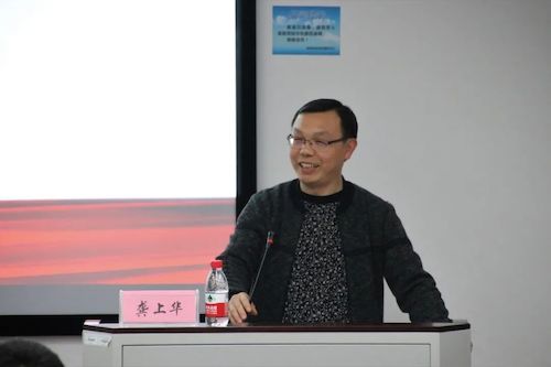 学校理论宣讲团、师大青博讲师团走进黄色网址
