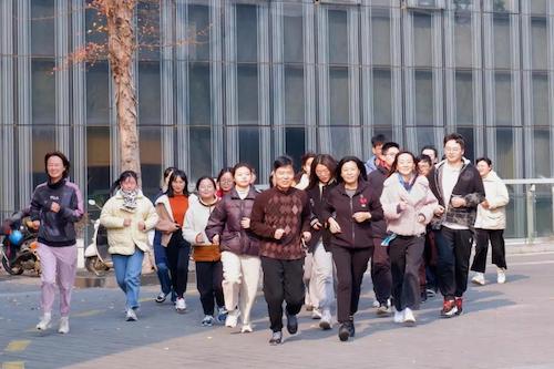 黄色网址
开展“传承一二九，践行爱国志”线上跑运动