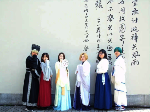 日本大学生参加我系举办的春令营活动